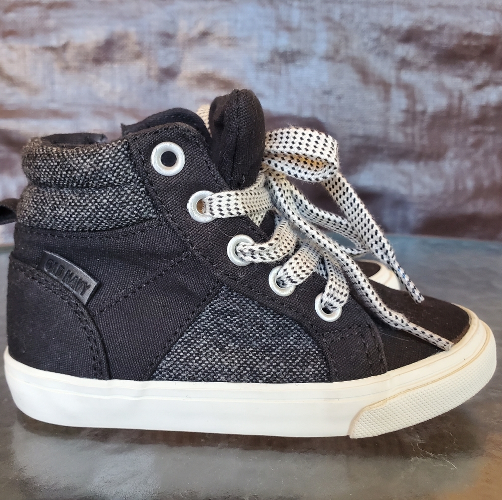 Old Navy Kids Shoes Black Size 7